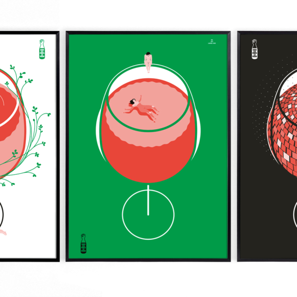 Une série de trois affiches abstraites, chacune représentant un verre à vin rouge stylisé avec différents éléments artistiques, mêlant des motifs de vin naturel et une personne nageant à l'intérieur du design inspiré du dessin.